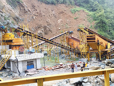 貴州引進年產60萬噸移動破碎站輕松解決建筑垃圾處理難題