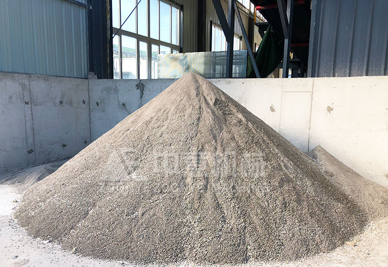 篩分出的細沙 篩分出的細沙